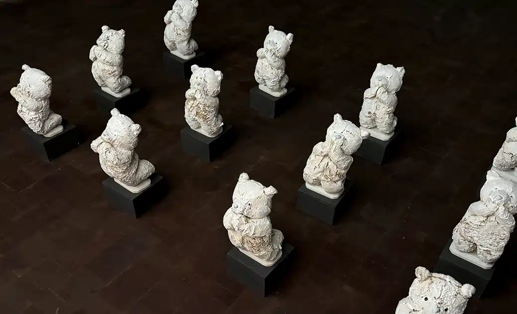 John Feodorov (Navajo [Diné]) Domi-Nature, 2013-15 Mixed media installation with single-channel video loop Dimensions variable Museum Purchase from the Eiteljorg Contemporary Art Fellowship